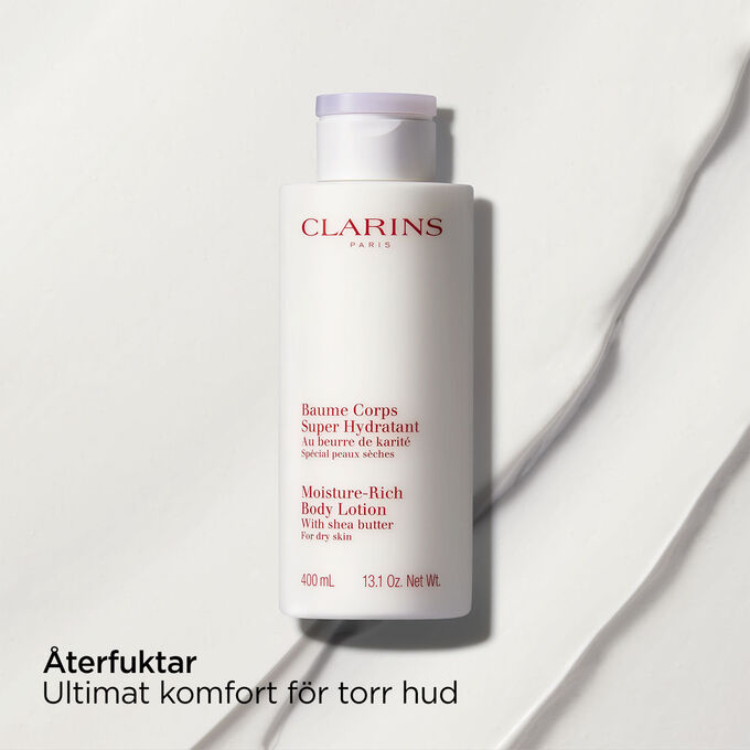 Packshot av Clarins Moisture-Rich Body Lotion med text som framhäver produktens näringsgivande effekt på torr hud.