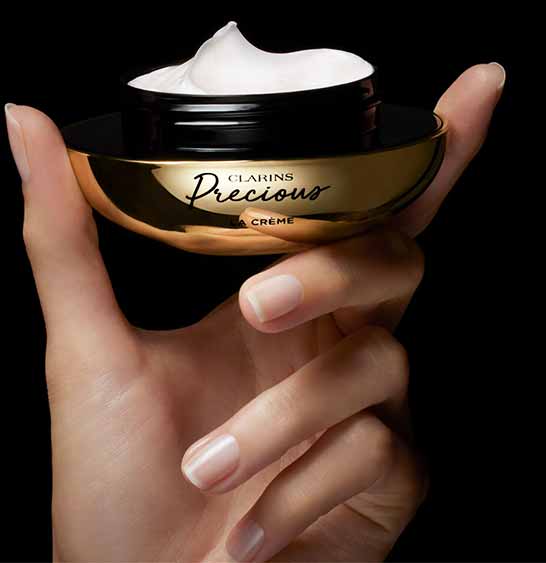 La Crème, packshot i hand
